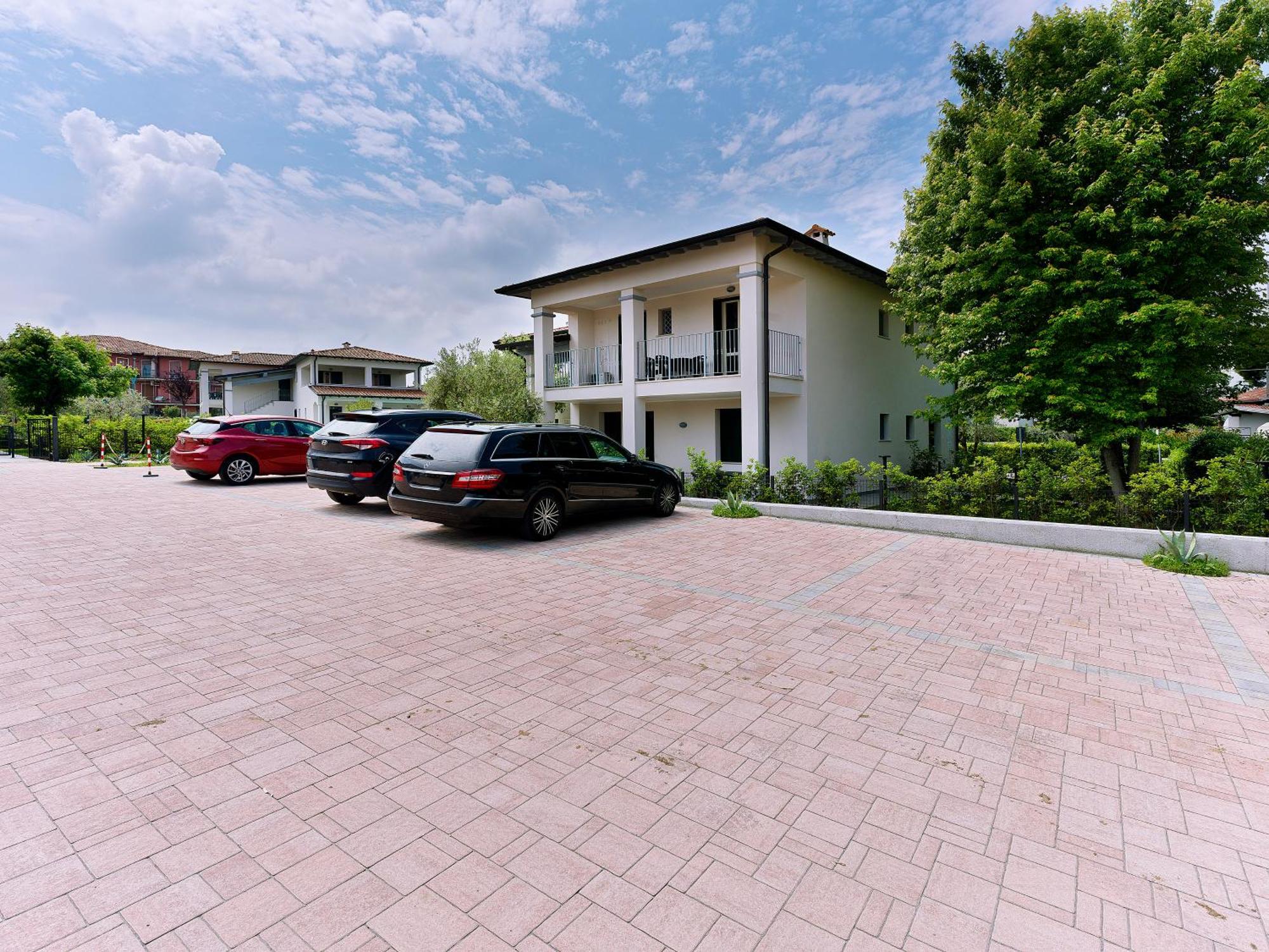 Residence Fiore Rosso Sirmione Eksteriør bilde